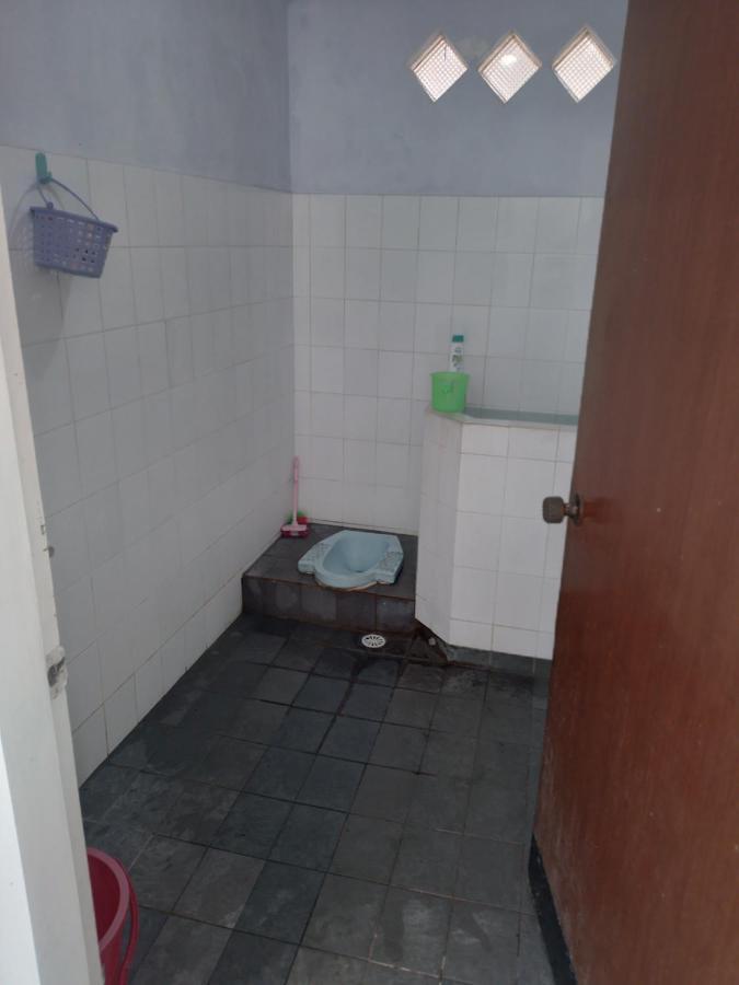 Welirang 20B Homestay - Max 2 Orang Per Kamar マラン エクステリア 写真